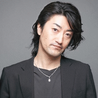 加藤靖久の画像