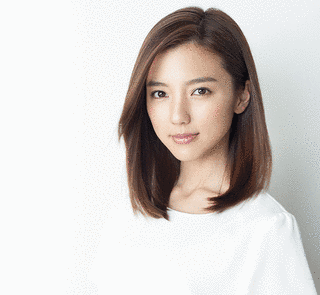 真野恵里菜の画像