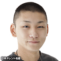 高橋賢人の画像