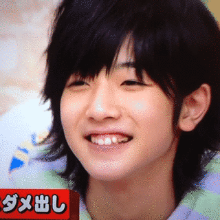 中村嶺亜の画像