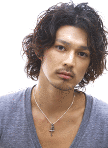 藤本涼の画像