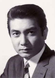 本郷功次郎の画像