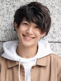 三井理陽の画像