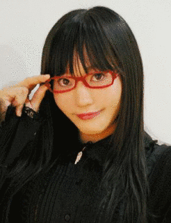新堂真弓の画像