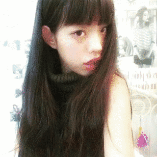 山本早織の画像