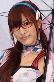 高塚麻奈の画像
