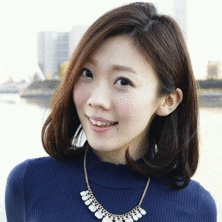 鈴木麻比の画像