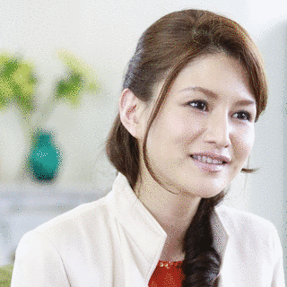 山口真由の画像