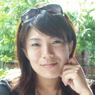菅由紀子の画像