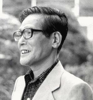 石桁真礼生の画像