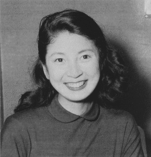 河内桃子の画像