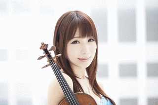 石川綾子の画像