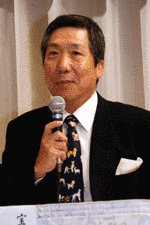 草野旦の画像