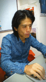 友寄隆英の画像
