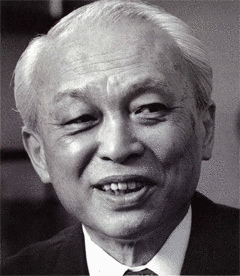 諸井虔の画像
