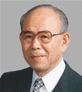 足立龍雄の画像