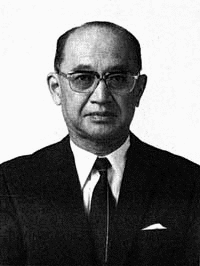 磯崎叡の画像
