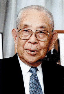 平岩外四の画像