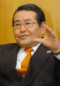 村山敦の画像