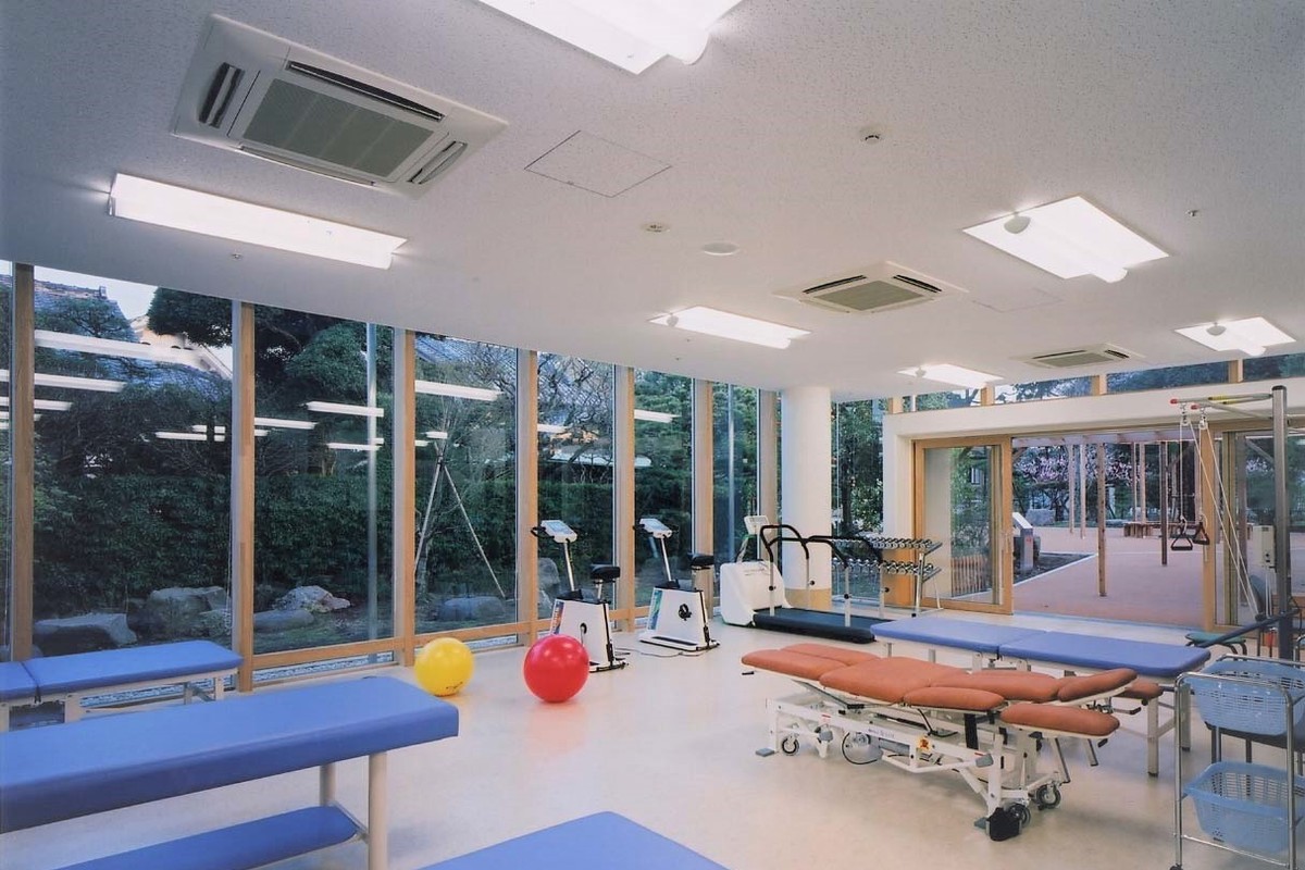 瀬尾記念慶友病院