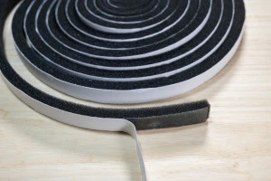 隙間テープの写真