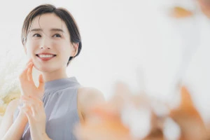 華やかな女性の写真