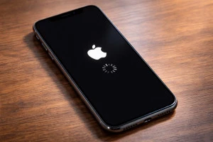 リンゴループしているiPhoneの画像