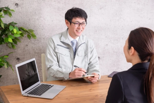 専門事業者と話している様子
