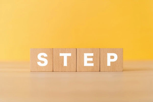 STEPと書かれたブロックの画像