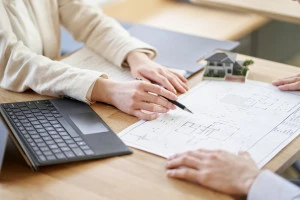 リフォームの打ち合わせの様子