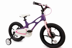 子供用の自転車の写真