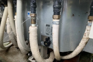 エコミュート配管からの水漏れ故障の写真