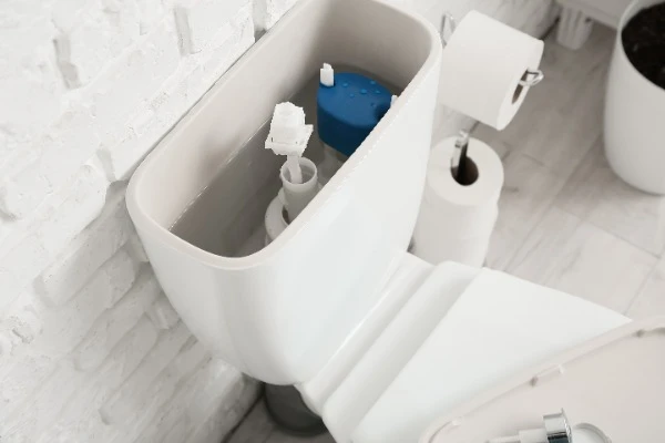 トイレタンクの内部の様子