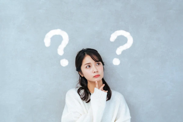 質問・疑問がある女性の画像