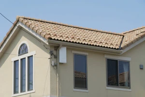 デザインアンテナが設置された住宅の写真