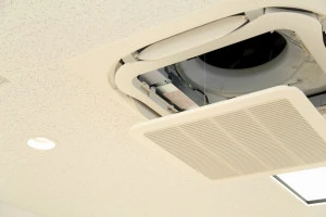 天井埋込エアコンの写真②