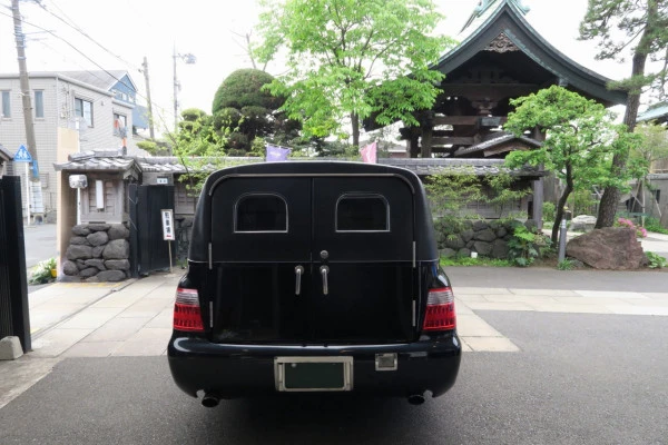 霊柩車の写真