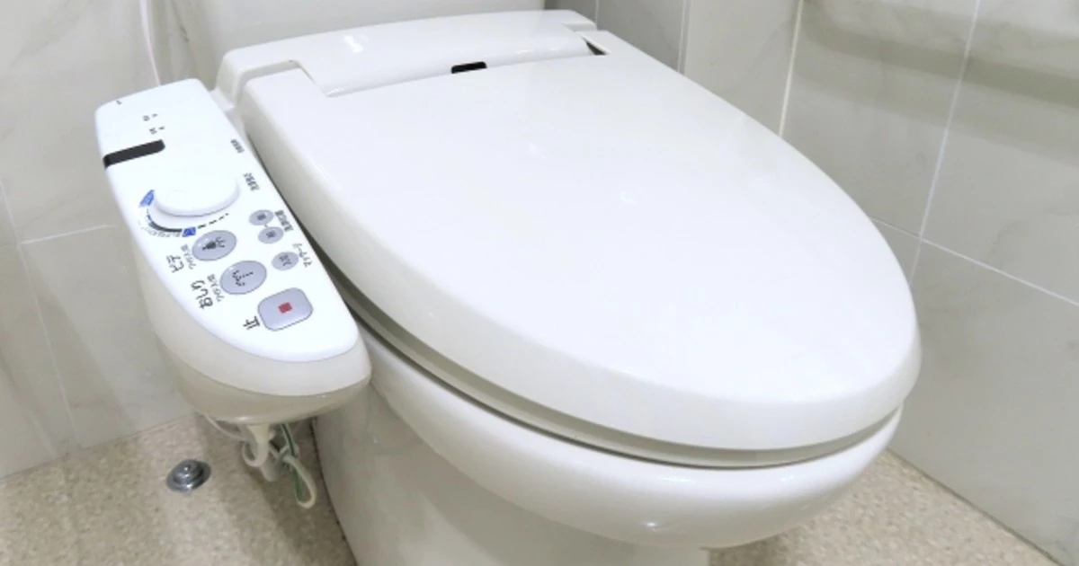 ウォシュレットの水漏れ原因とすぐにやるべき応急処置！修理費用も紹介
