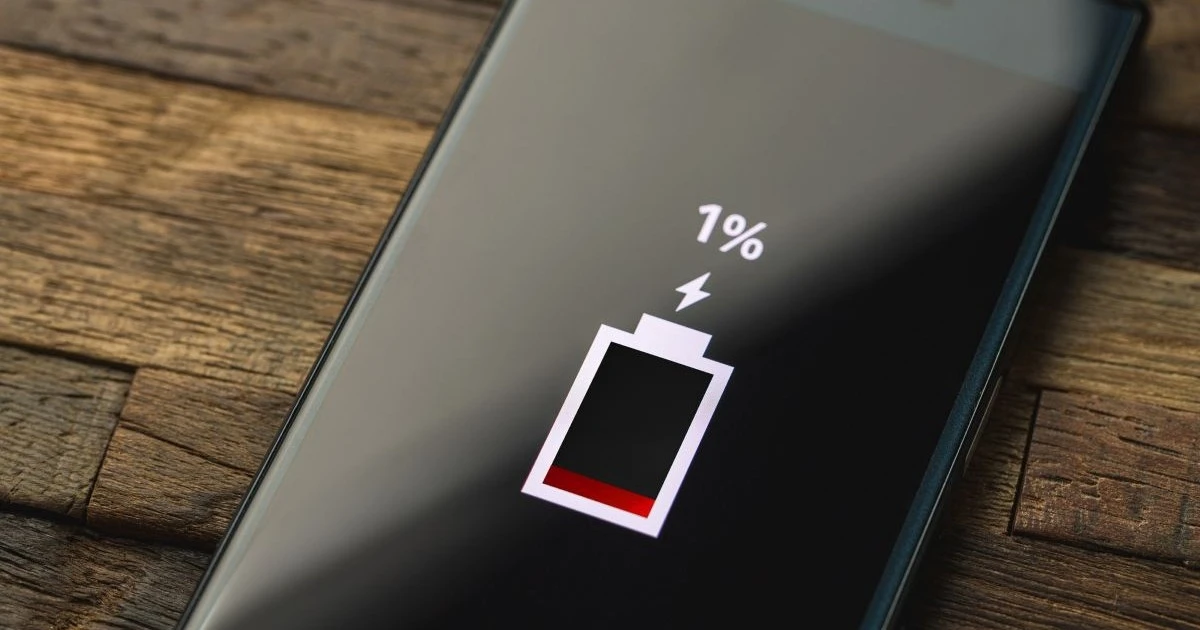 スマホを充電してるのに充電できないのはなぜ？原因と対処法を解説