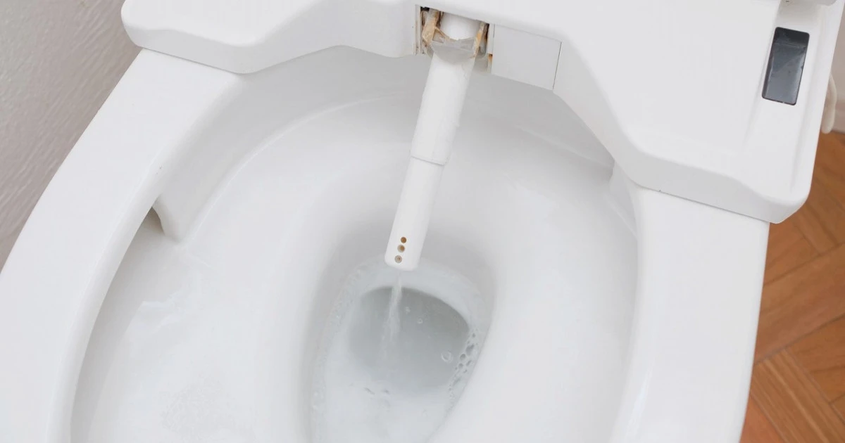 トイレノズルが汚い原因とは？確認方法と掃除方法を解説