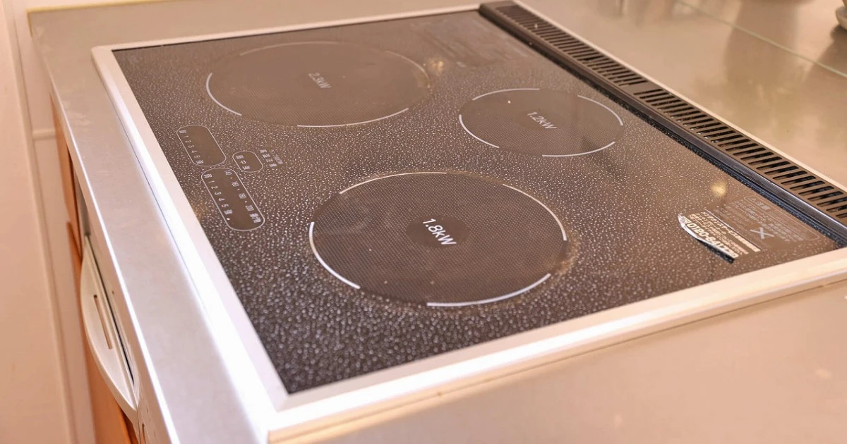 IHクッキングヒーターが故障する原因とは？修理費用の目安と交換の判断基準