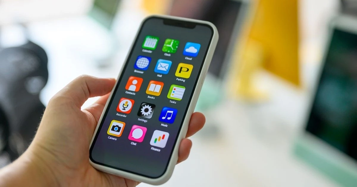 スマホの買い替えのタイミングはいつ？目安年数と症状、修理すべきケースも解説