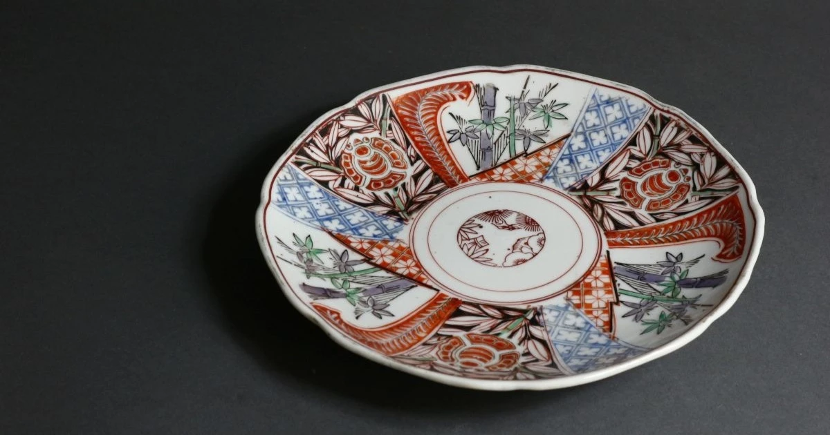 【これがある骨董品は本物】4つの特徴と注意点を解説