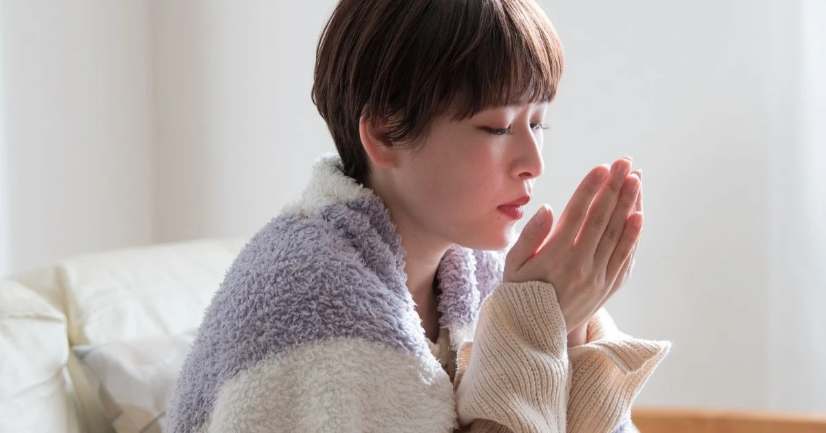 部屋が寒いのに電気代は抑えたい 節約しながら暖かくする方法