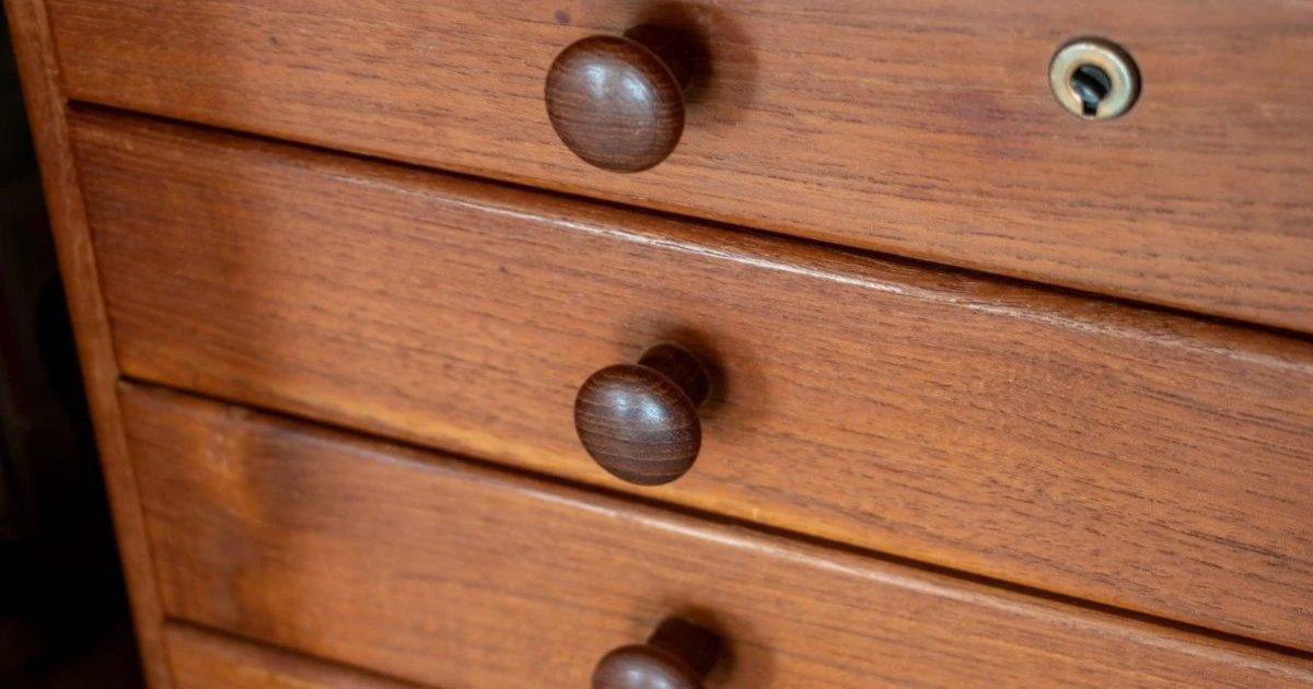 タンス引き取り業者の選び方｜費用相場とメリット・デメリットを解説