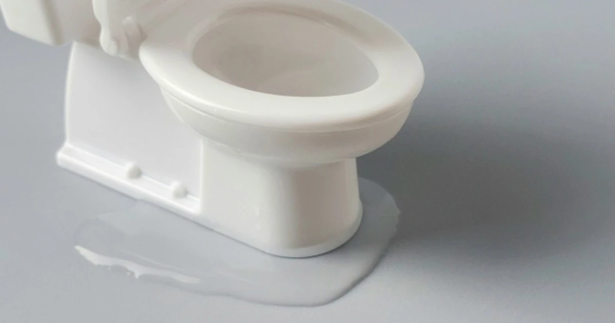 トイレの水漏れの原因と対処法を解説!自分で修理するリスクや費用相場とは？