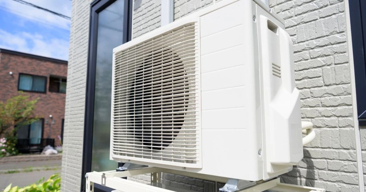 エアコン室外機でやってはいけないことは？故障を招くNG行為