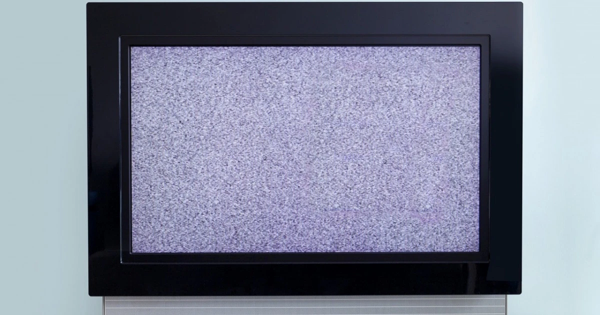 テレビのノイズはアンテナが原因?!対処法や修理にかかる費用相場などをご紹介