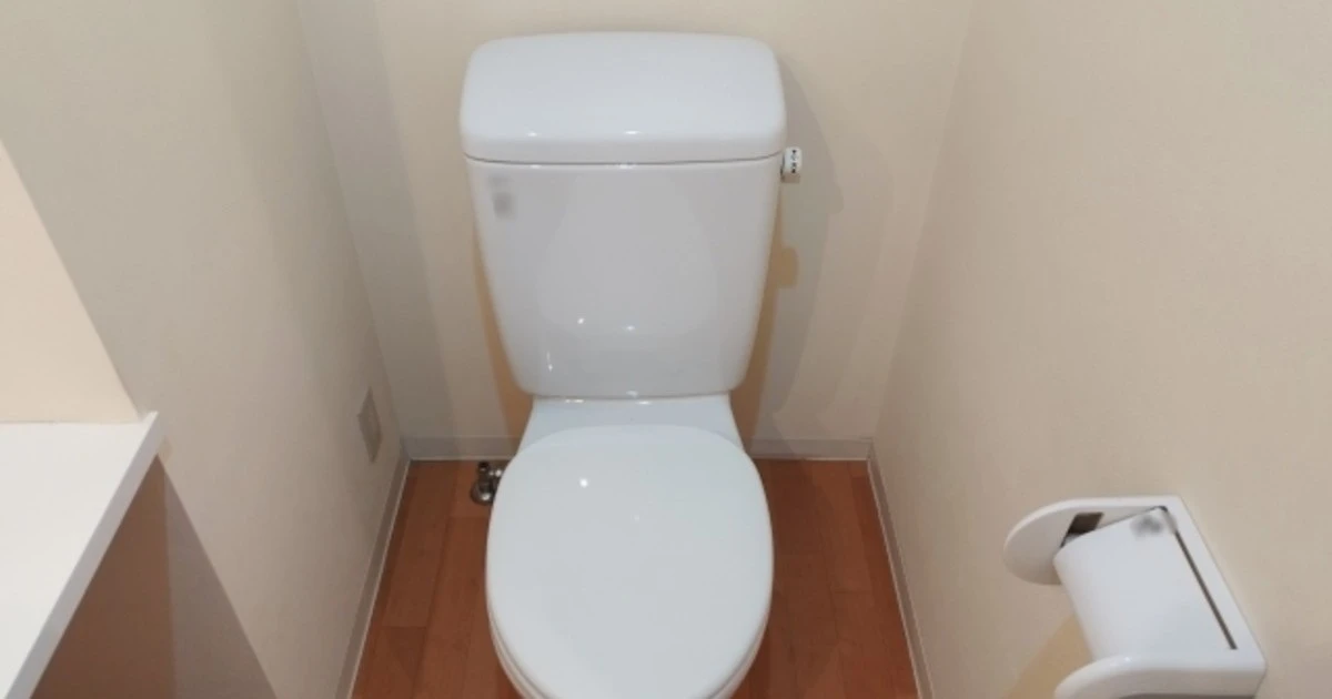 トイレタンクの修理方法を紹介!自分で直す注意点や業者に依頼した場合の費用相場は？