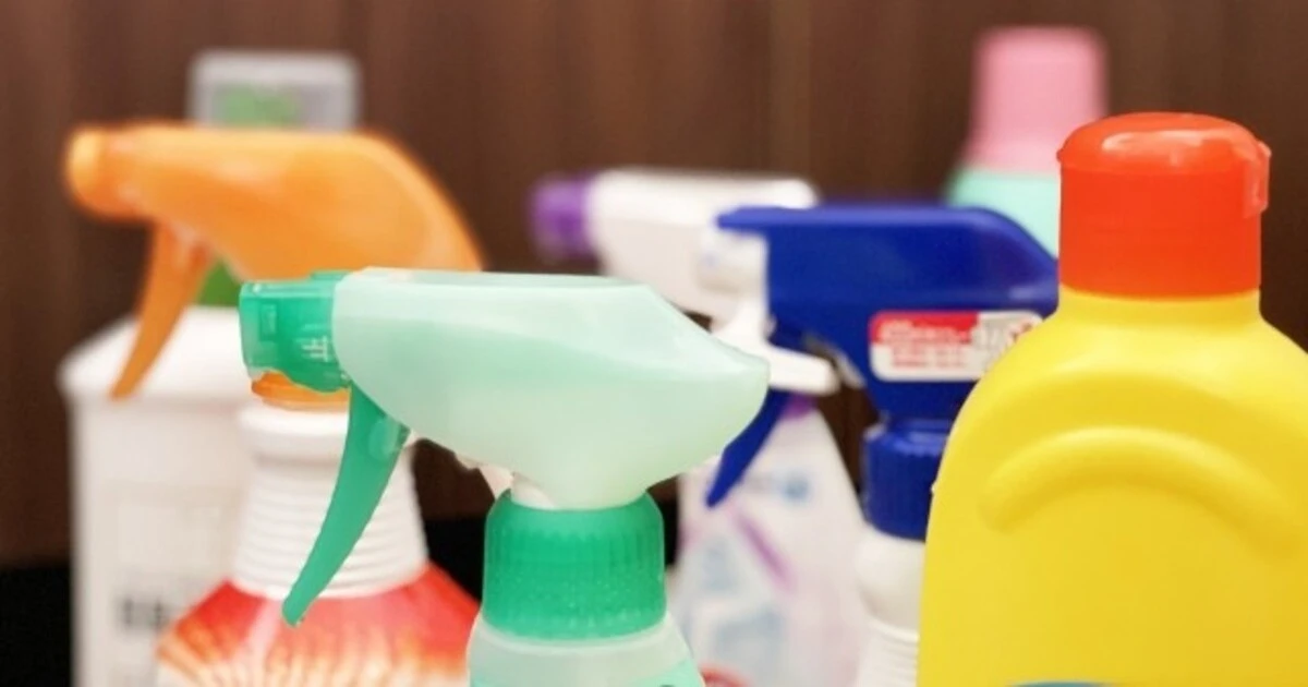 トイレ詰まりに効くおすすめの洗剤とは？使用時の注意点や解消されない時の対処法も紹介